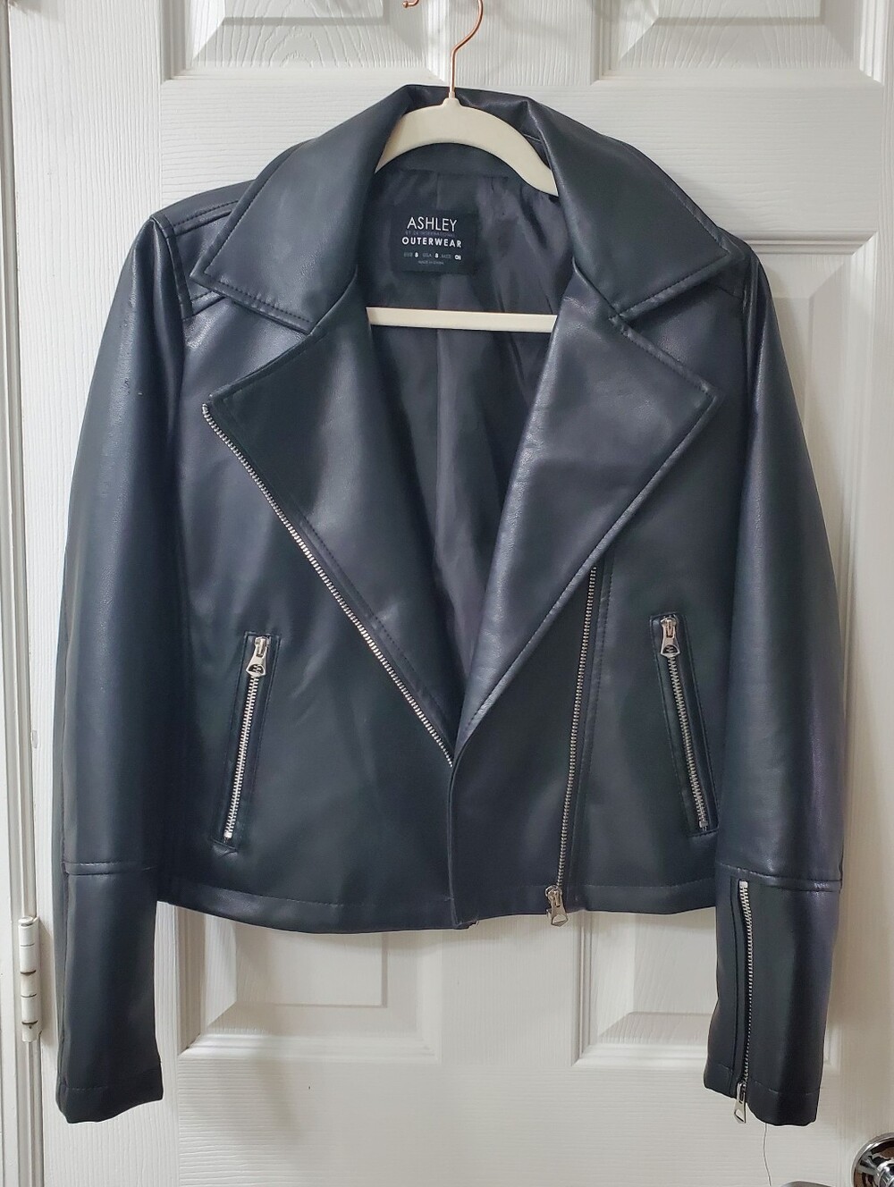 Francesca's Collections Ashley's Outerwear Women's Black Faux Leather Jacket
